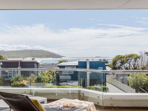 SOLARIS @ Fingal Bay - Holiday Find 0