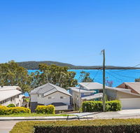 Soldiers Point Spectacular - Holiday Find