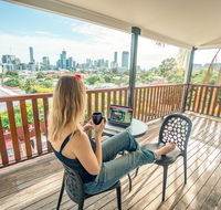 Somewhere To Stay Backpackers - Holiday Find