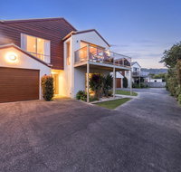 Sound Of The Sea - Holiday Find