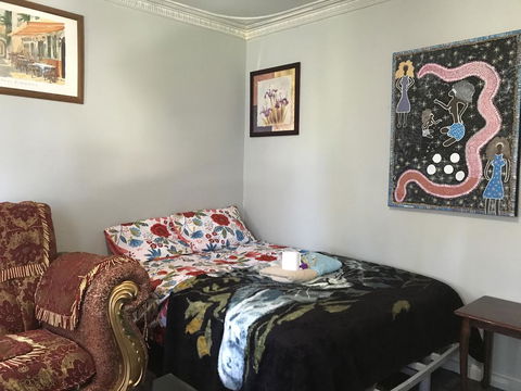 Spacious And Private Room - Holiday Find 3