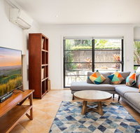 Spacious Home in the Heart of Avalon Beach - Holiday Find