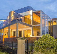 Starhaven Retreat - Holiday Find