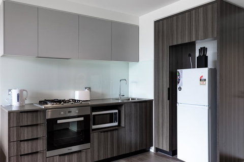 STAY&CO Docklands - Holiday Find 1