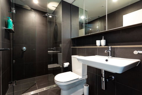 STAY&CO Docklands - Holiday Find 2