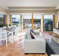Stunning 3 Bedroom Villa at Hope Harbour Marina