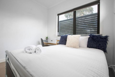 Stunning 3Beds Near Knox Shopping Centro@Wantirna - Holiday Find 3