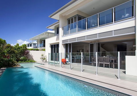 Stunning Beachside Home Minutes From Coolum Beach - Holiday Find 0