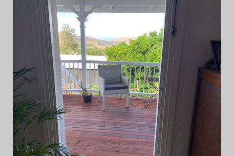 Stunning Queenslander - Holiday Find 3