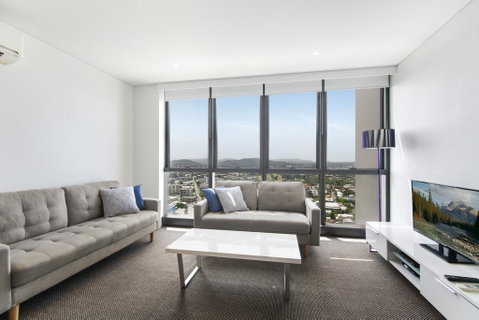 Stunning Views On The 41st Floor - Holiday Find 0