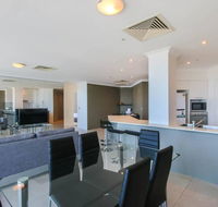Stylish 3 Bedroom Apartment In Goldcoast