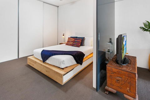 Stylish Valley Unit With Terrace, Parking And Pool - Holiday Find 3