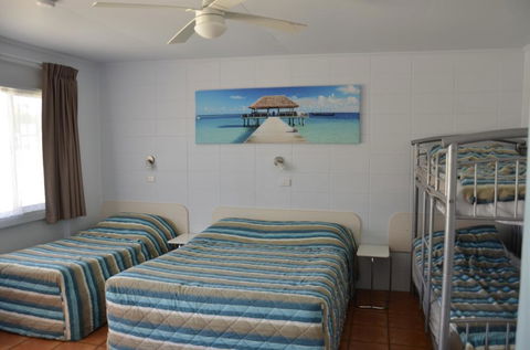 Sunburst Motel - Holiday Find 1