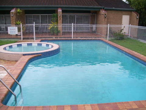 Sun Plaza Motel - Mackay - Holiday Find 1