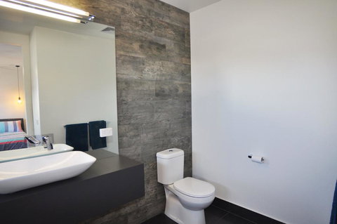 SUNNYSIDE - SURF SIDE - Holiday Find 1