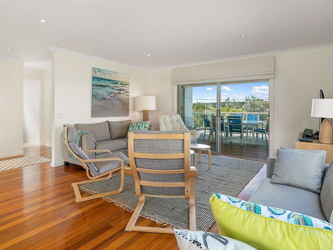 Sunrise At Smiths Beach - Holiday Find 1