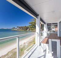 Sunrise Waters' 2/63 Soldiers Point Road - stunning waterfront property - Holiday Find