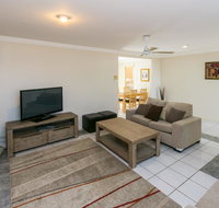 Superb Location - Hervey Bay - Holiday Find
