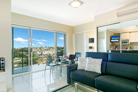 Suttons Beach Apartments - Holiday Find 2