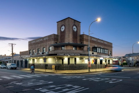 Sydney Junction Hotel - Holiday Find 0