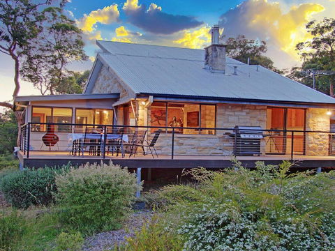 Sydney View - 70km From Sydney, 1000km From Care! - Holiday Find 1