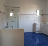 Symuya - Holiday Find