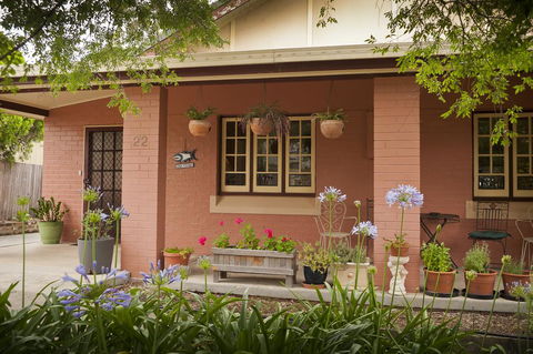 Taree Apartment - Holiday Find 1
