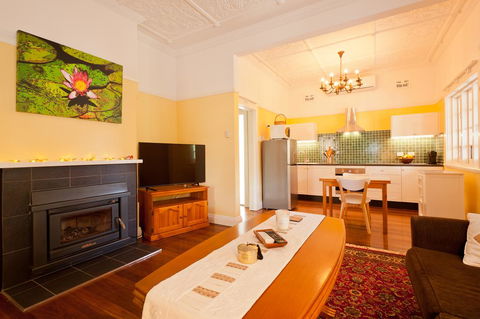 Taree Apartment - Holiday Find 0