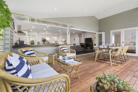 THALASSA HOUSE COASTAL RETREAT DROMANA - Holiday Find 1