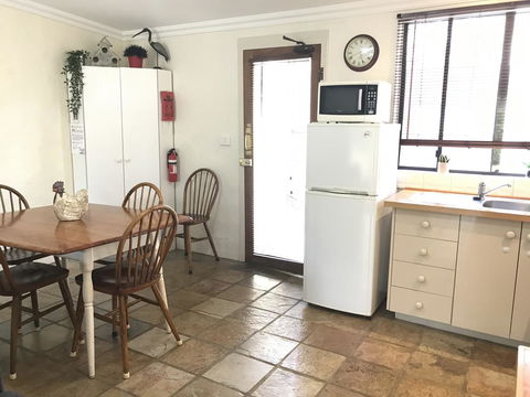 The Apartment - Moyston - Holiday Find 2