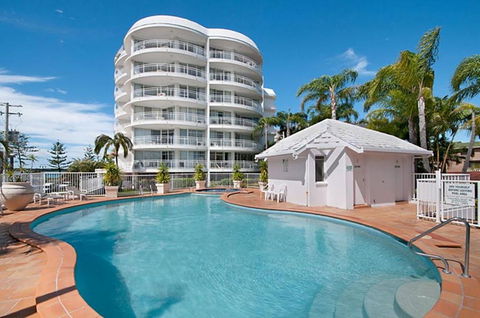 The Atrium Resort - Holiday Find 1