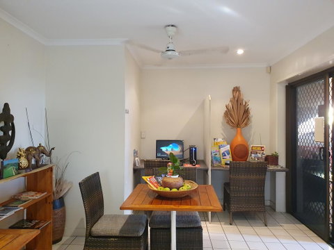 The Balinese - Holiday Find 3