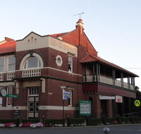 The Bank BB West Wyalong - Holiday Find