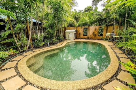 The Beach Shack - Koda Beach Bungalow 1 - Holiday Find 1
