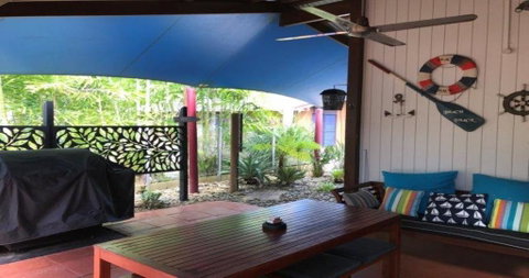 The Beach Shack - Koda Beach Bungalow 1 - Holiday Find 2