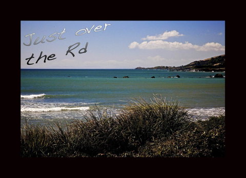 Penguin Beachfront Apartments - Holiday Find 5