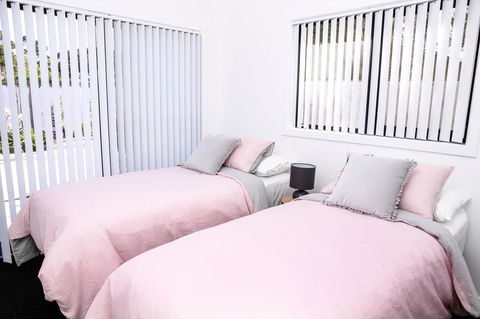 Pearl Hawley Beach - Holiday Find 28