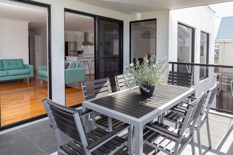 Pearl Hawley Beach - Holiday Find 12