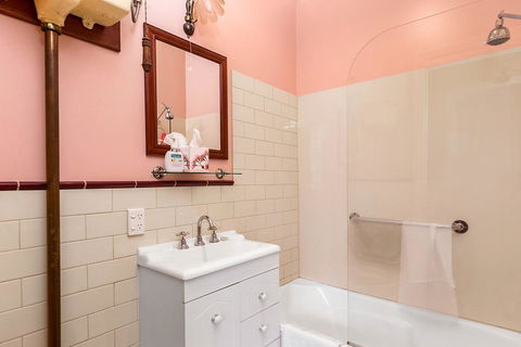 Cambridge House Bed & Breakfast - Holiday Find 6