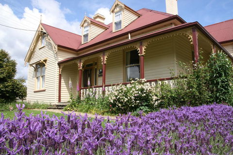 Cambridge House Bed & Breakfast - Holiday Find 11