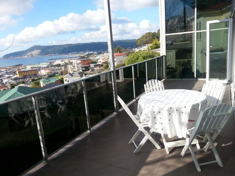 Harbour View Apartments - Holiday Find 0