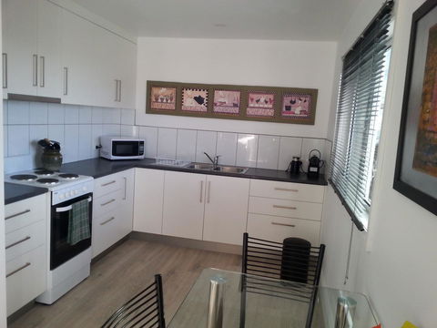 Harbour View Apartments - Holiday Find 5