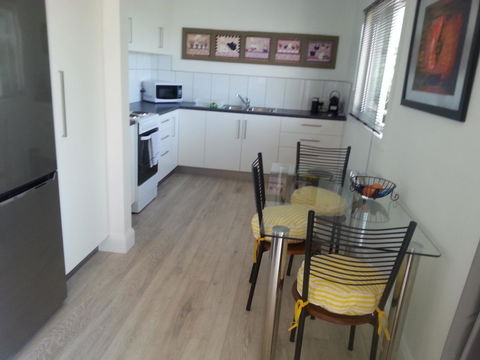 Harbour View Apartments - Holiday Find 14