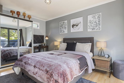 Three Beaches - Holiday Find 5