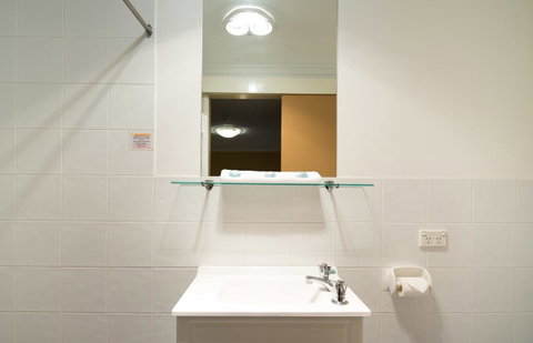 Beltana Hotel - Holiday Find 14