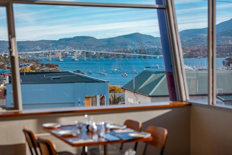 Beltana Hotel - Holiday Find 11