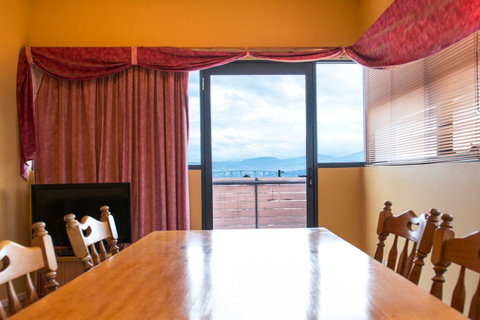 Beltana Hotel - Holiday Find 15