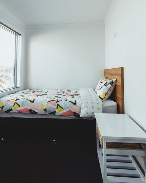 Park Street Accommodation - Holiday Find 11