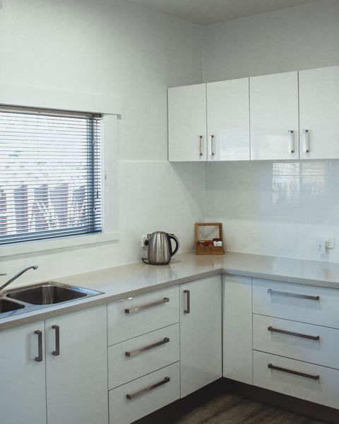 Park Street Accommodation - Holiday Find 16
