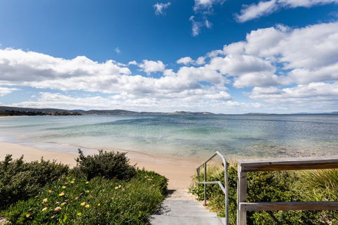 Litora Accommodation - Holiday Find 26